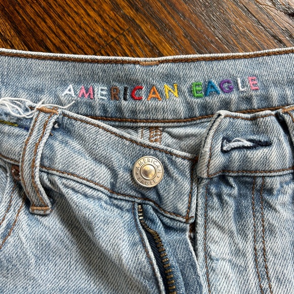 American Eagle Women’s Jean Sorts Size 6 - Picture 2 of 7